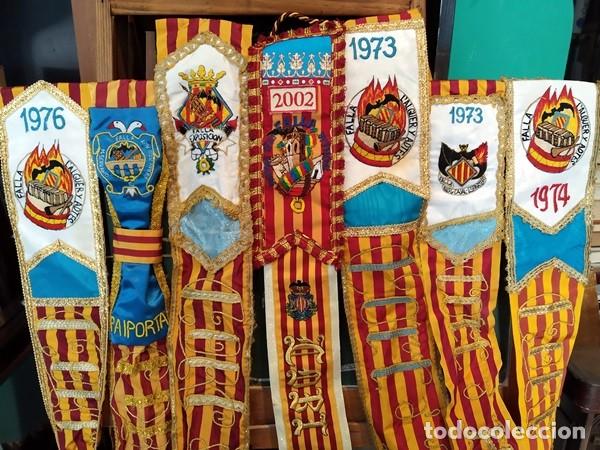 Antig&uuml;edades: Lote de bandas de fallas de Valencia - Foto 2