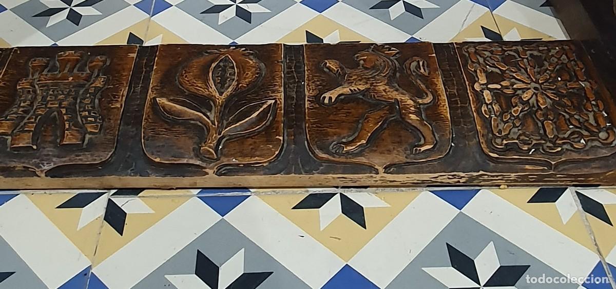 Antig&uuml;edades: Mueble auxiliar madera tallada - Foto 6