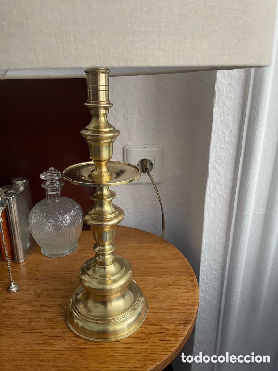 Antig&uuml;edades: PIE DE L&Aacute;MPARA DE SOBREMESA BRONCE - Foto 2
