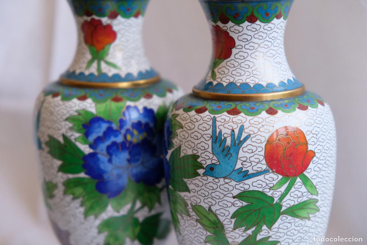 Antig&uuml;edades: Pareja de jarrones esmalte cloisonn&eacute; - Foto 2