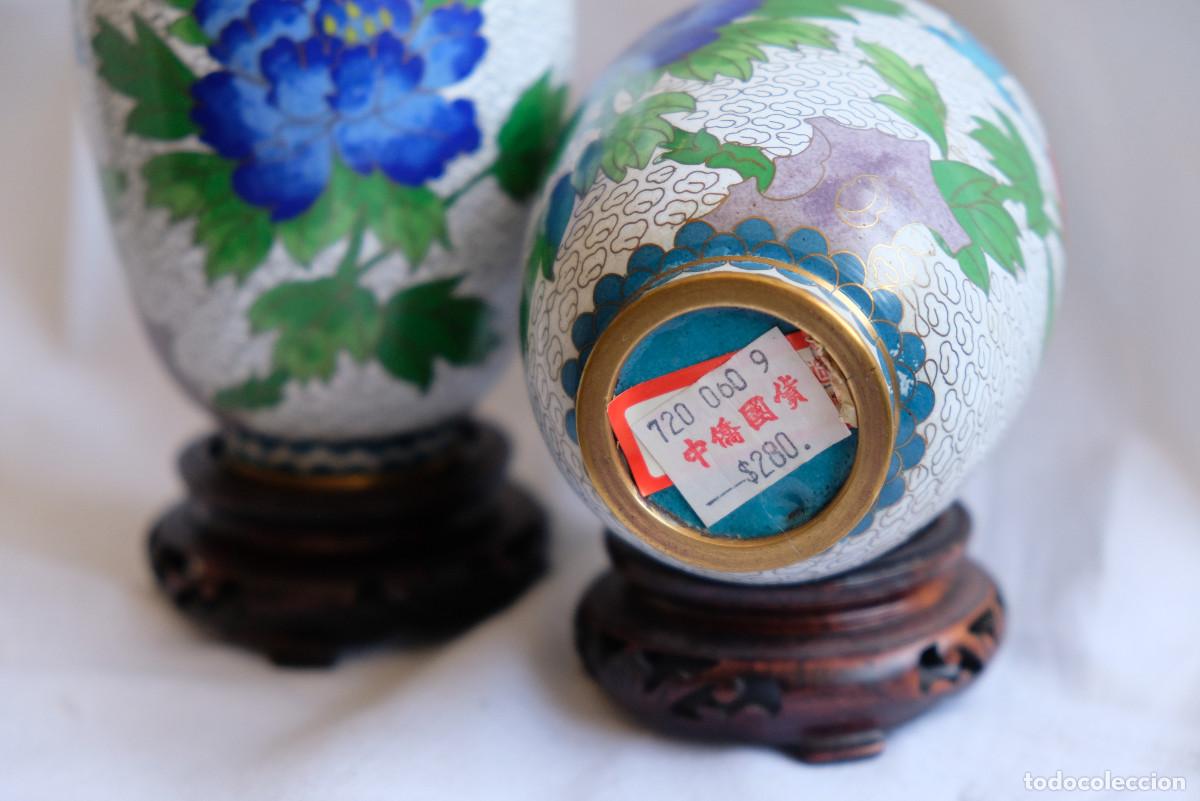 Antig&uuml;edades: Pareja de jarrones esmalte cloisonn&eacute; - Foto 3