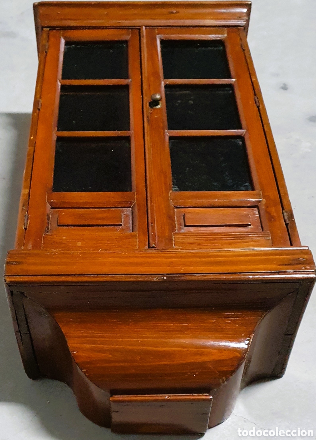 Antig&uuml;edades: CUNA Y ARMARITO DE MADERA S XIX - Foto 3