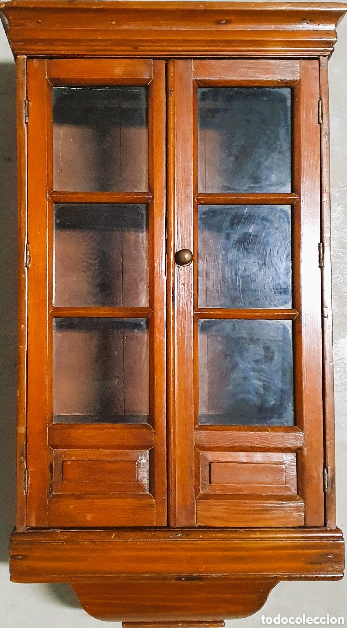 Antig&uuml;edades: CUNA Y ARMARITO DE MADERA S XIX - Foto 1