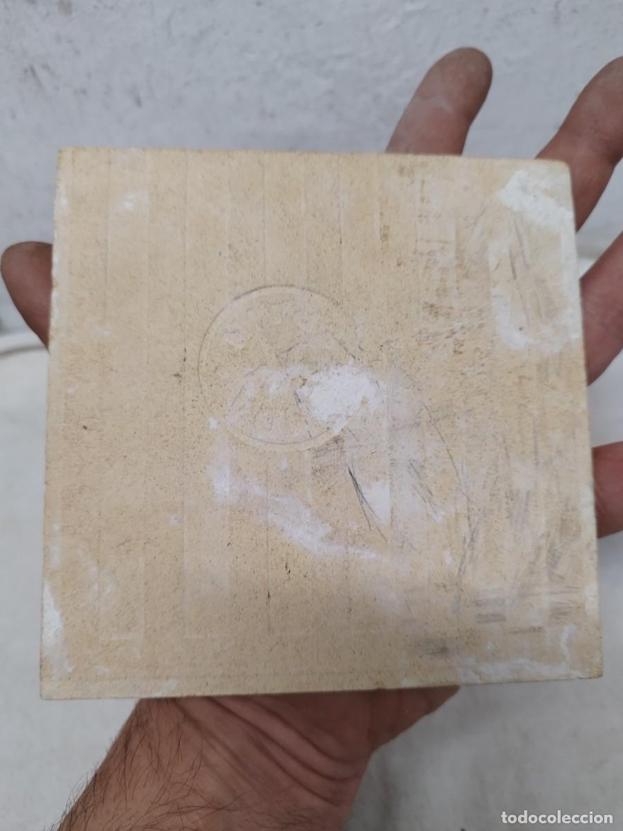 Antig&uuml;edades: Antiguo azulejo, rayola a identificar. - Foto 4