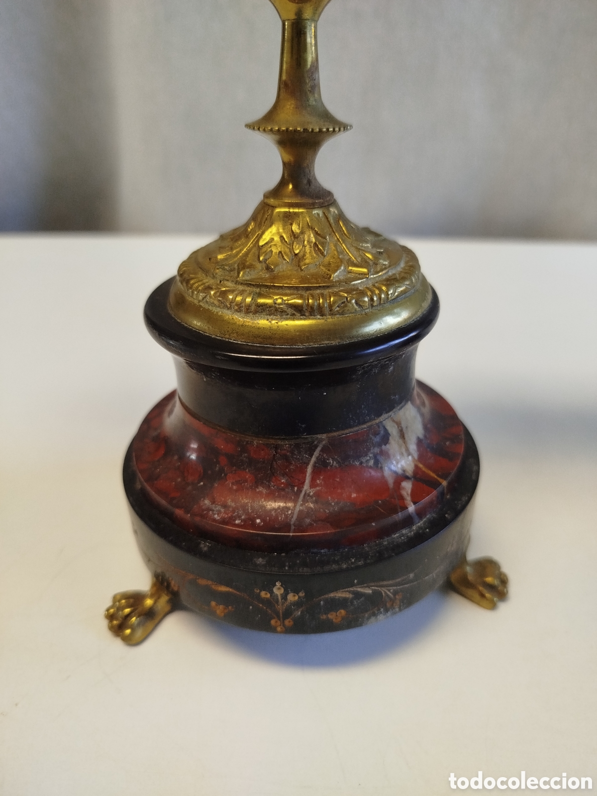 Antig&uuml;edades: Pareja de candelabros en bronce y m&aacute;rmol. - Foto 3