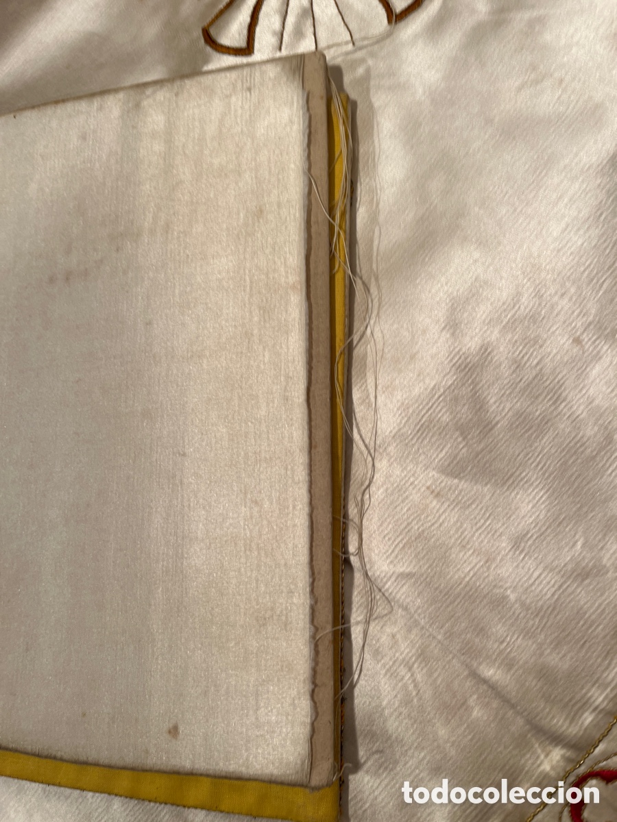 Antig&uuml;edades: Pa&ntilde;o y Corporal antiguo bordados - Foto 7