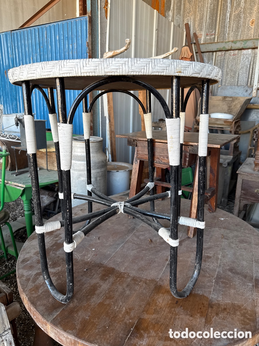 Antig&uuml;edades: Mesa estilo vintage de madera - Foto 1