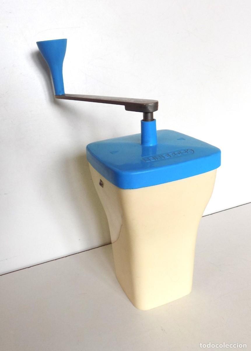 Antiques: MOLINILLO DE CAF&Eacute; MARCA LEINBROCK. MODELO CAMPING -AZUL- ALEMANIA. CA. 1950