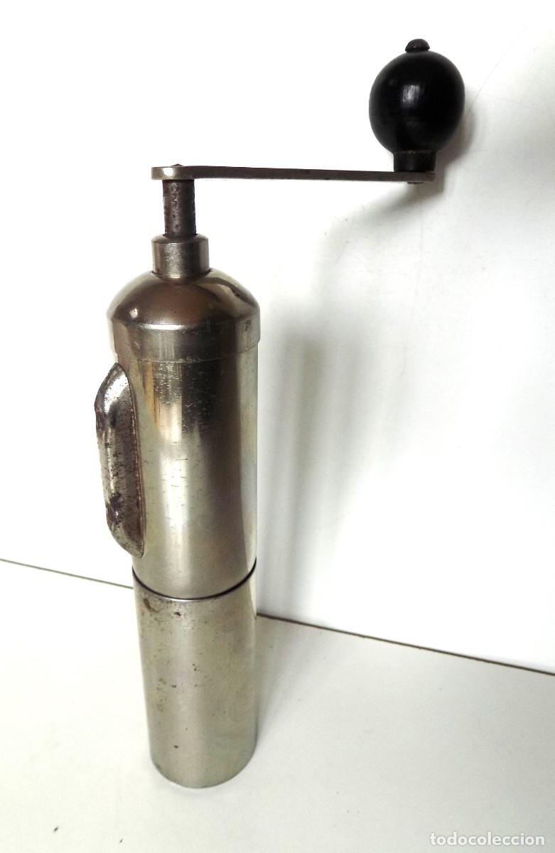 Antig&uuml;edades: MOLINILLO DE CAF&Eacute; MARCA GESKA. MODELO CAMPING. ALEMANIA. CA. 1949/1955