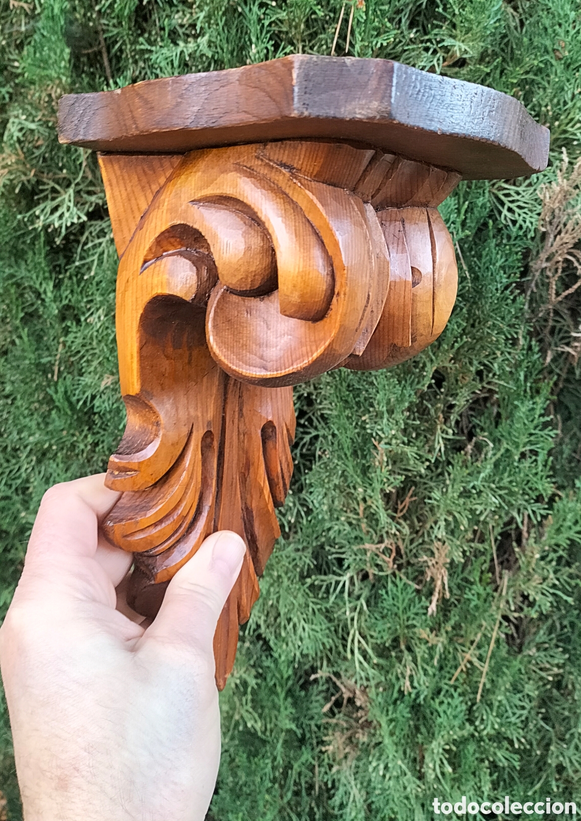 Antig&uuml;edades: MENSULA DE MADERA TALLADA - MADERA DE CEREZO - - Foto 2