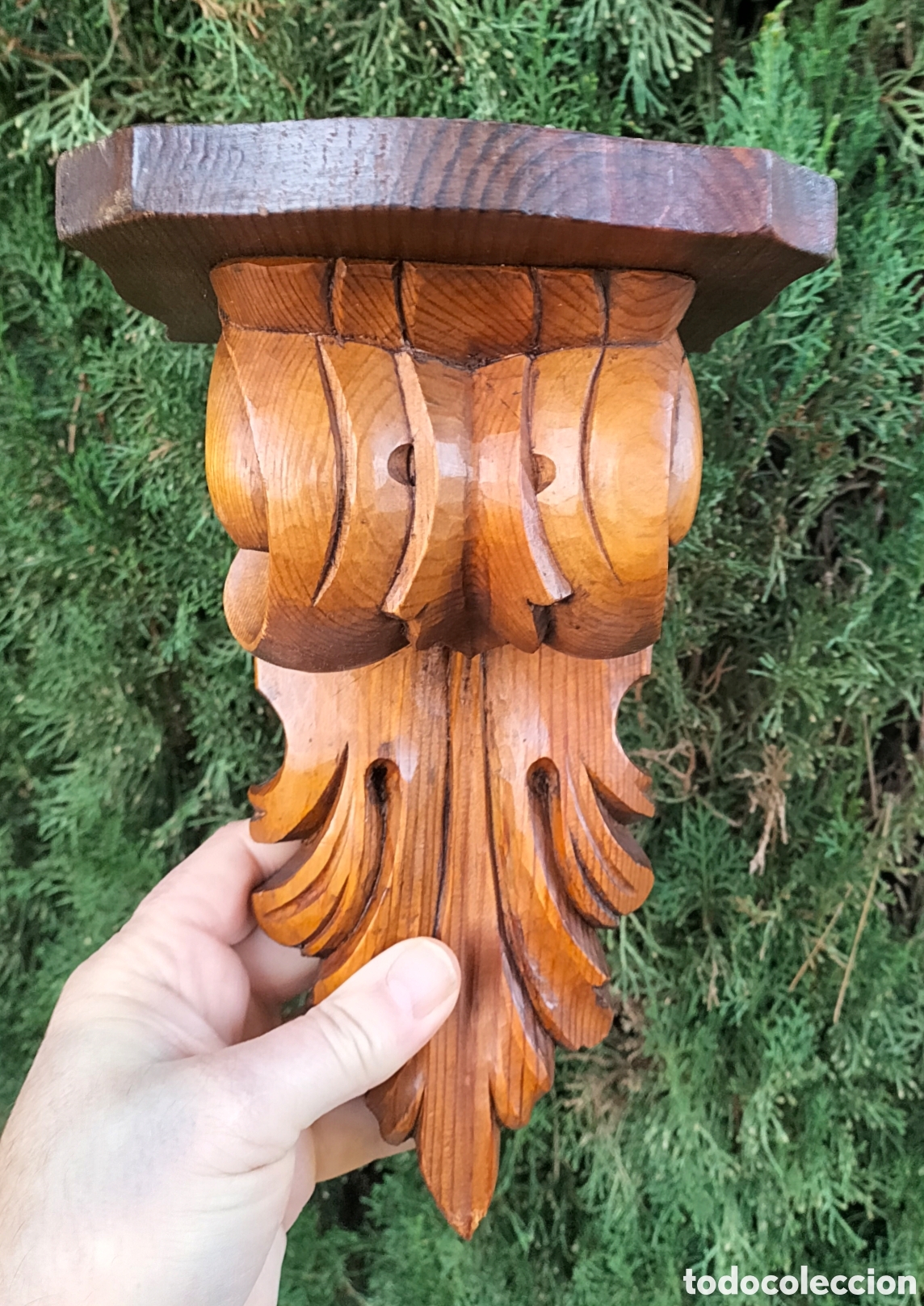 Antig&uuml;edades: MENSULA DE MADERA TALLADA - MADERA DE CEREZO - - Foto 1