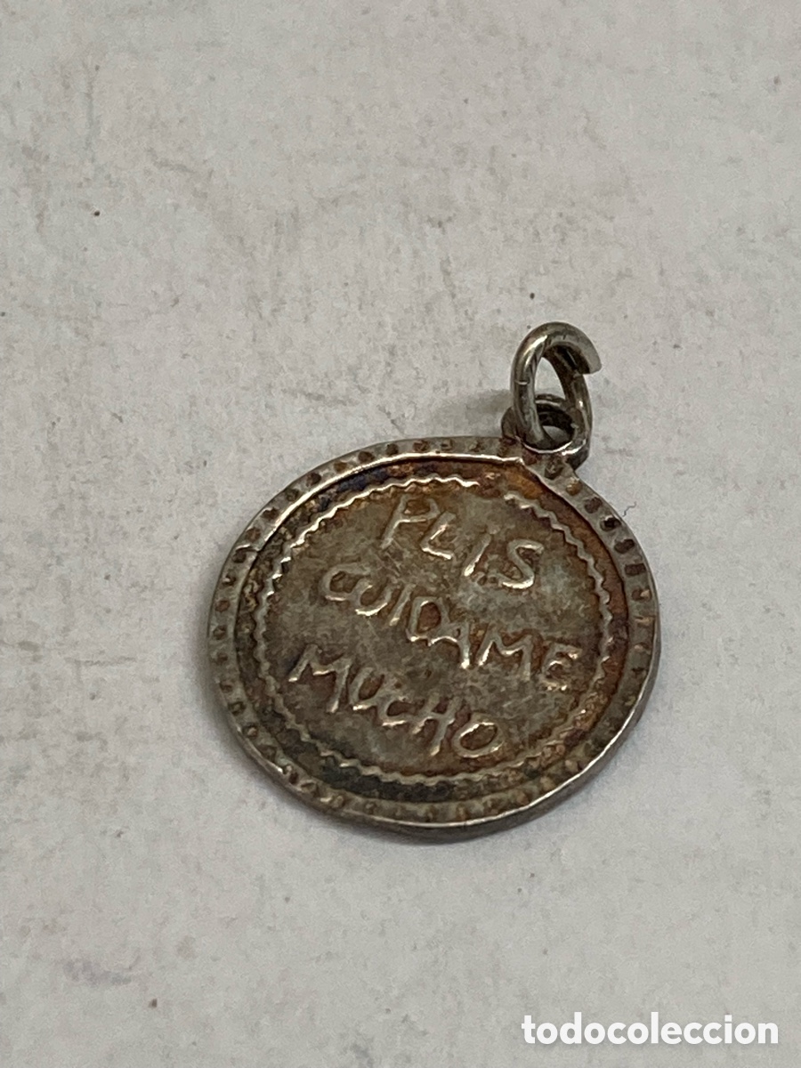 Antig&uuml;edades: Medalla de plata religiosa C414 - Foto 2