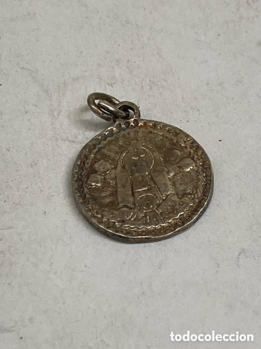 Antig&uuml;edades: Medalla de plata religiosa C414 - Foto 1
