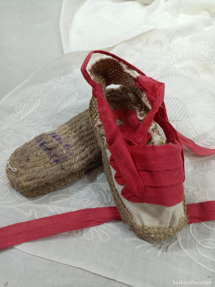 Antig&uuml;edades: Alpargatas antiguas, 13 cm - Foto 1