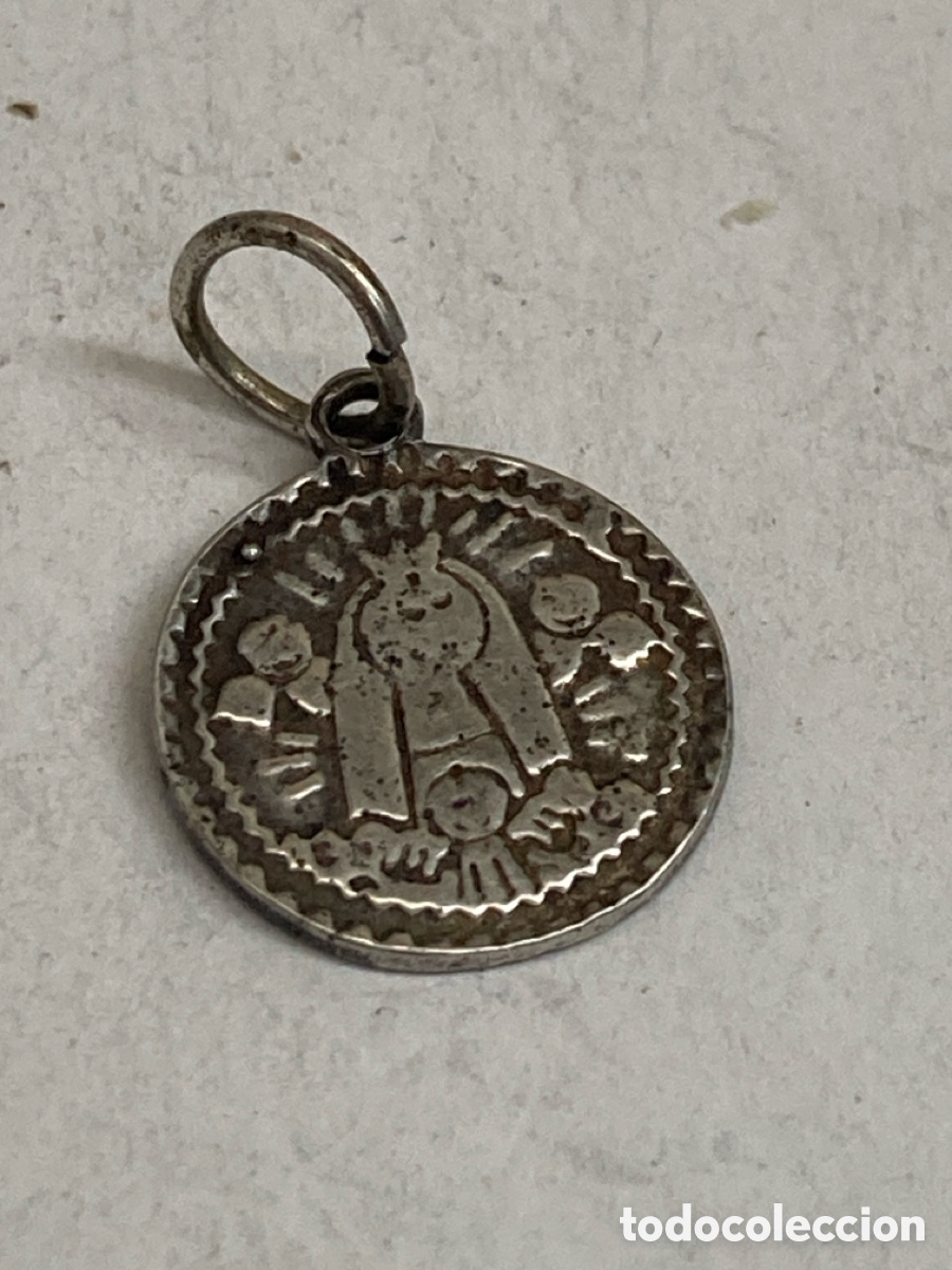 Antig&uuml;edades: Medalla de plata religiosa - Foto 1