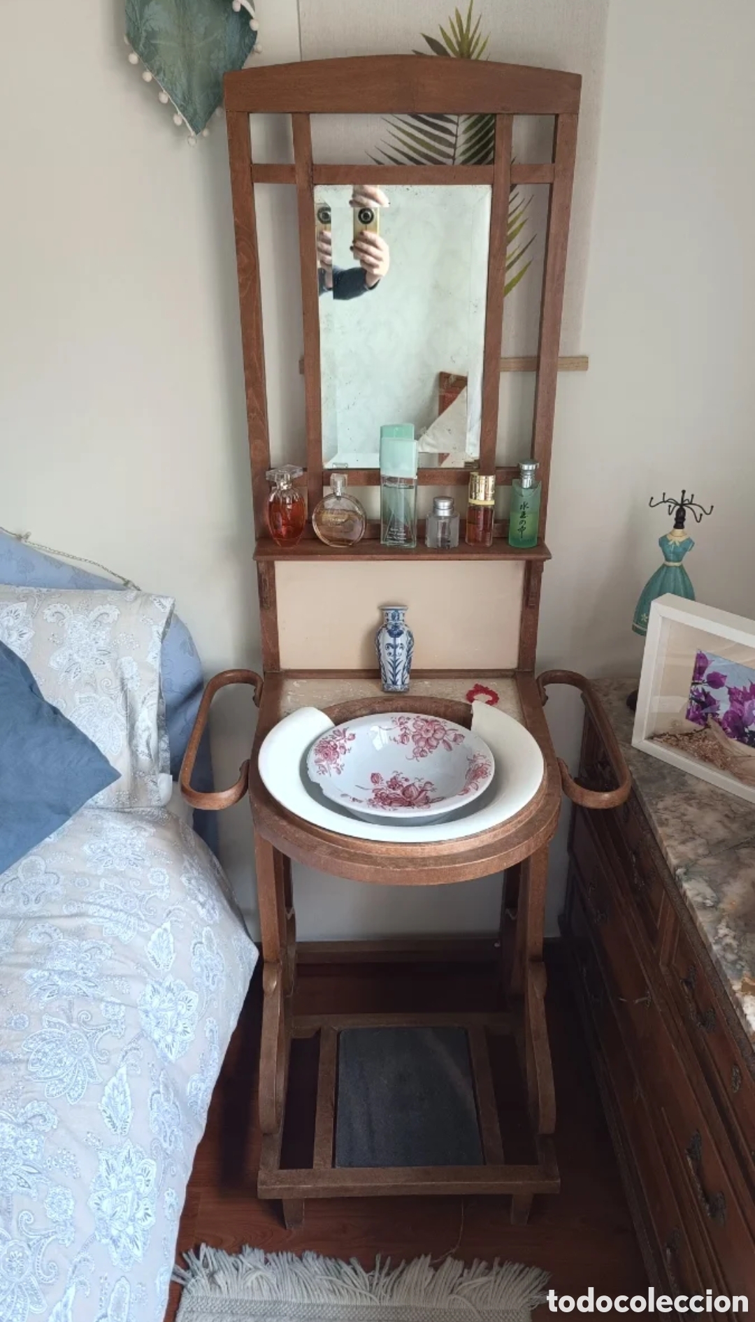 Antig&uuml;edades: Mueble lavabo antiguo de madera - Foto 1