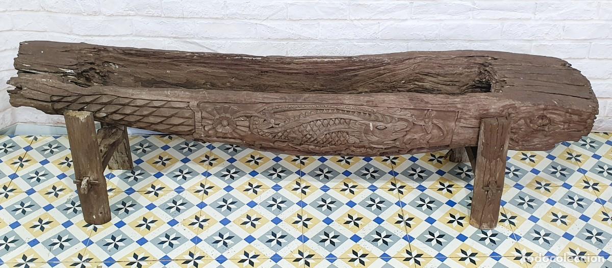Antig&uuml;edades: Antigua jardinera tallada en madera - Foto 2
