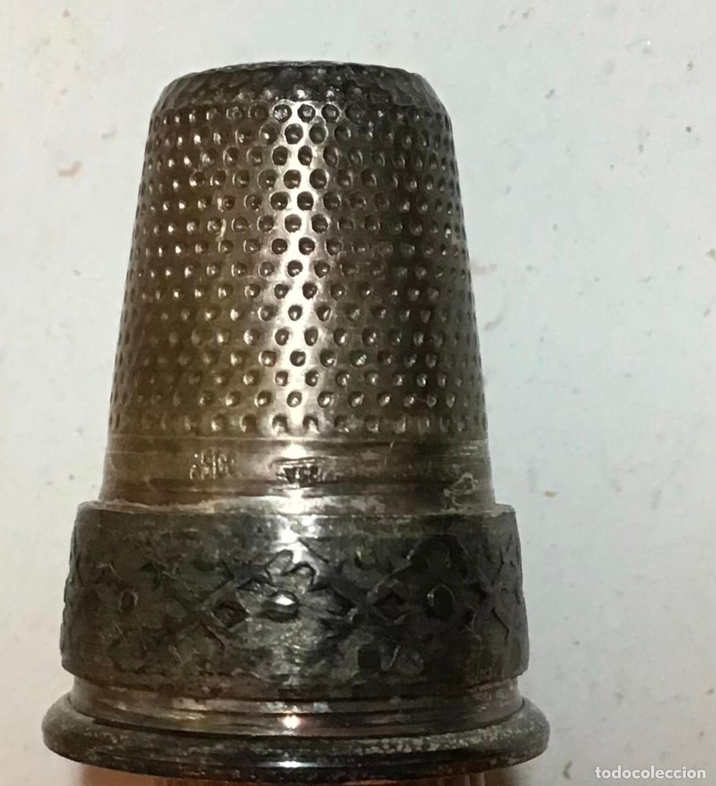 Antig&uuml;edades: ANTIGUO DEDAL DE PLATA - Foto 3