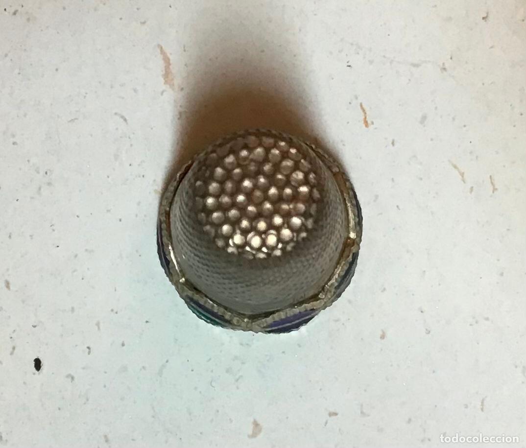 Antig&uuml;edades: DEDAL DE PLATA Y ESMALTE - Foto 2