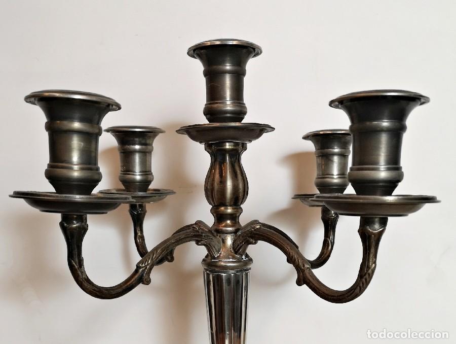 Antig&uuml;edades: Candelabro de Cinco Velas - Foto 3