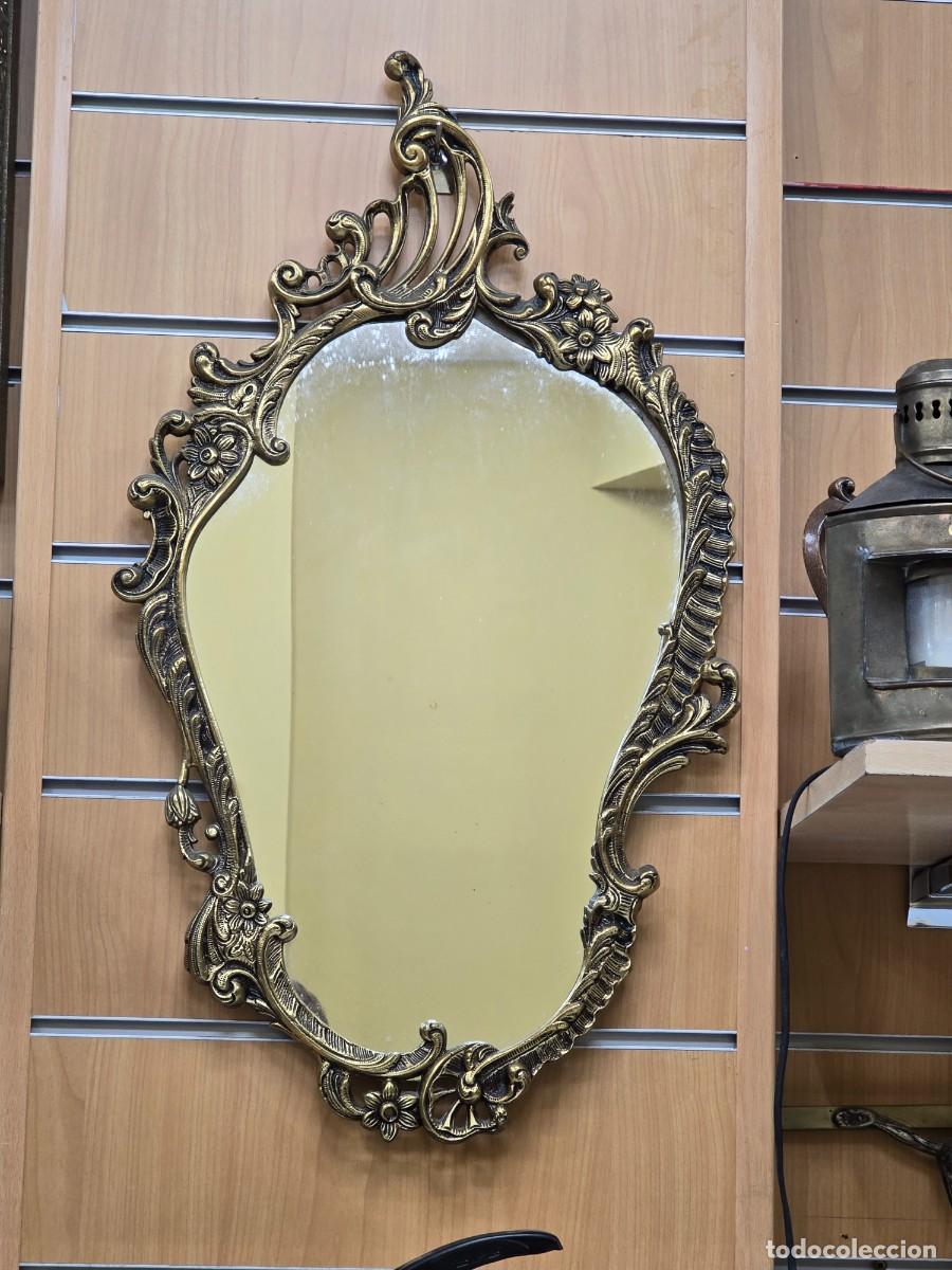 Antig&uuml;edades: Espejo con marco cornucopia de bronce - Foto 1