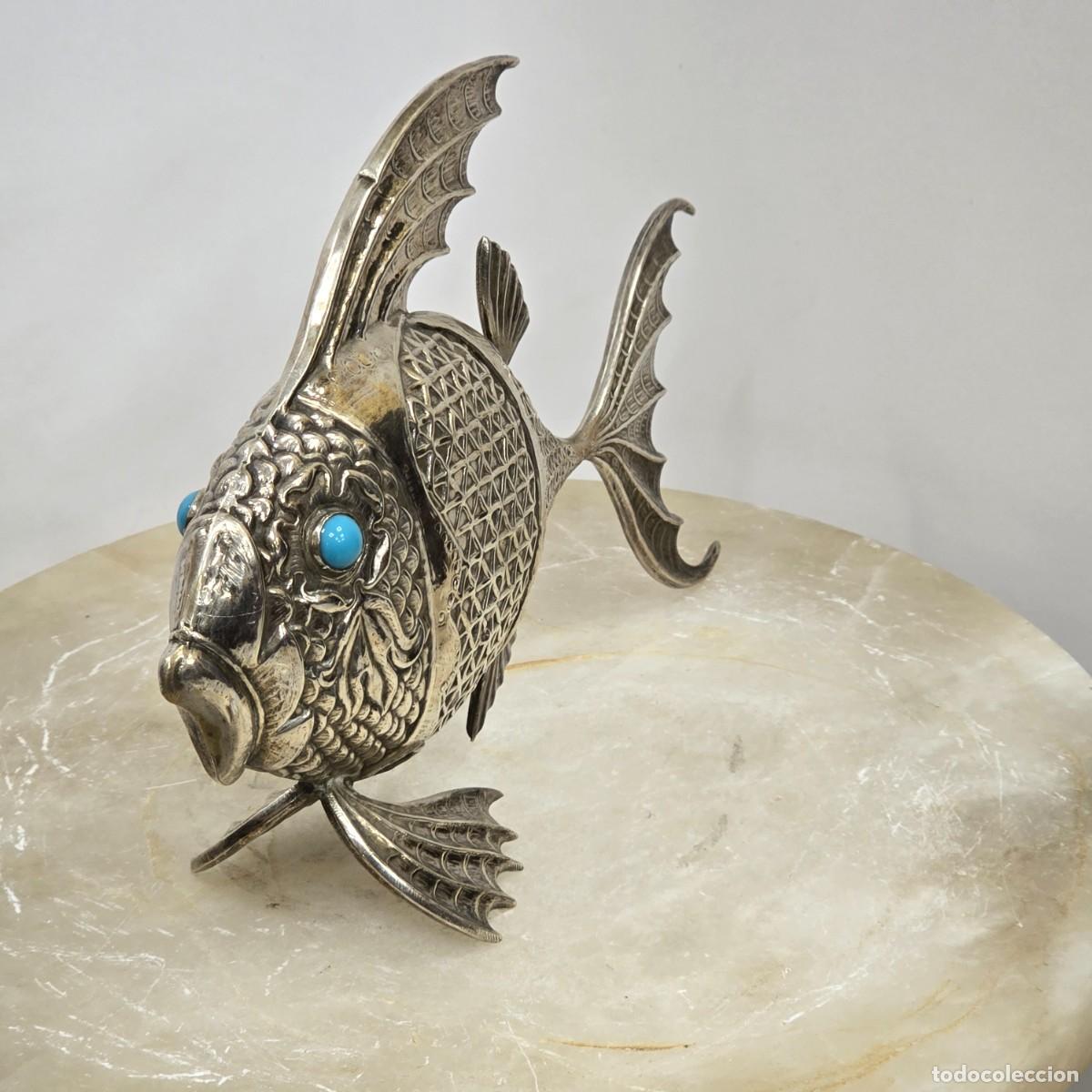 Antig&uuml;edades: Figura de pez de plata - Foto 2