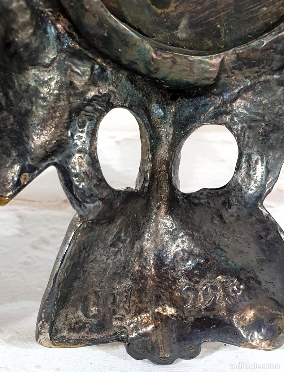 Antig&uuml;edades: Centro de mesa en bronce con marca y numerada - Foto 6
