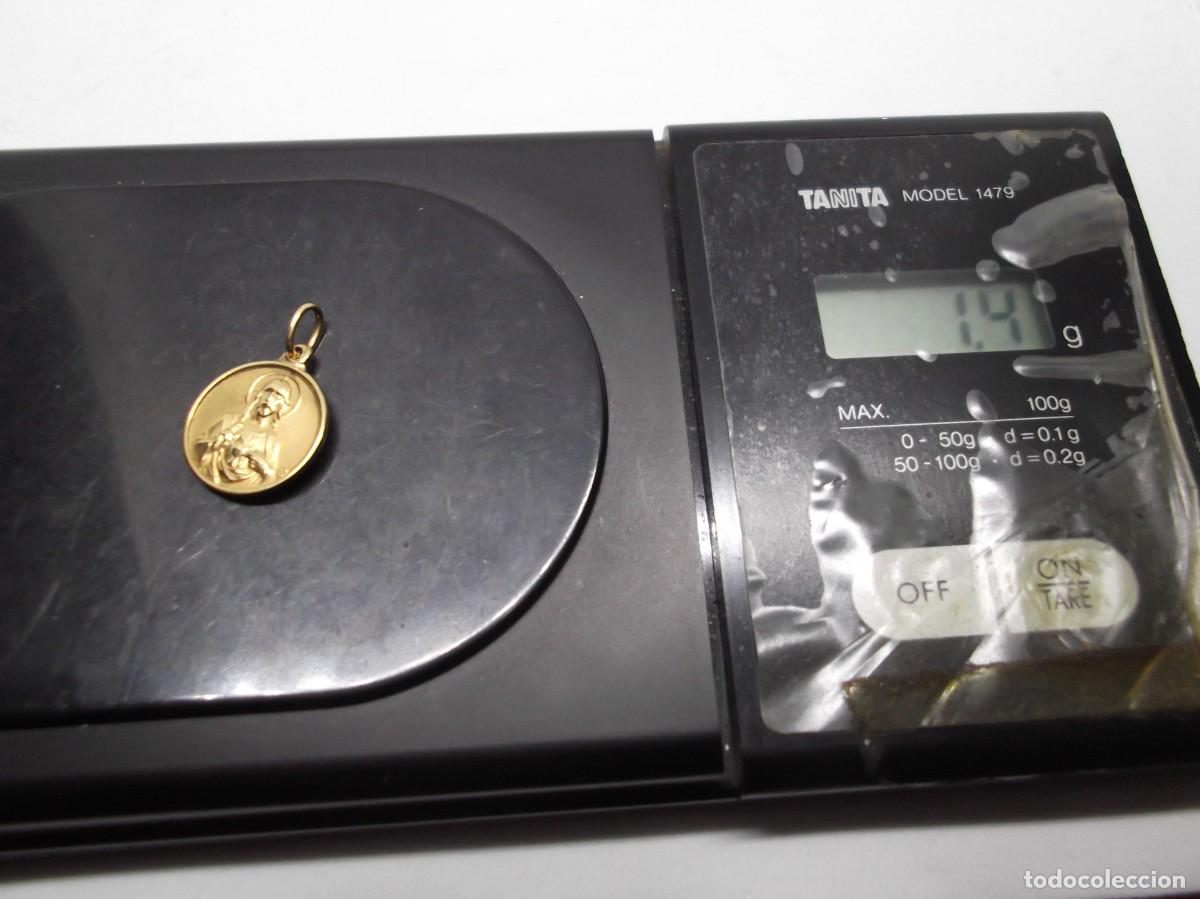 Antig&uuml;edades: Medalla escapulario peque&ntilde;a de oro de 18k. - Foto 3