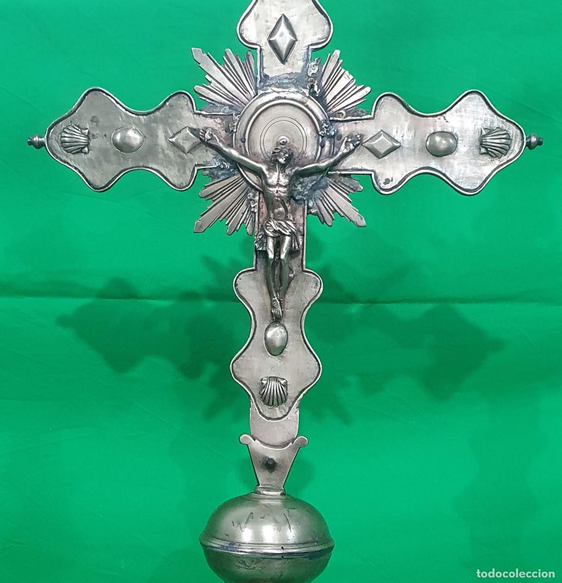 Antig&uuml;edades: ANTIGUA CRUZ DE PROCESION EN BRONCE - Foto 3