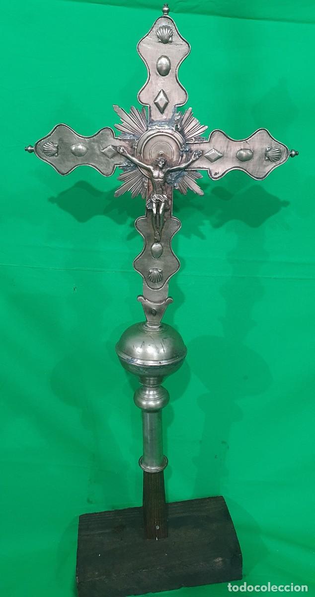 Antig&uuml;edades: ANTIGUA CRUZ DE PROCESION EN BRONCE - Foto 6