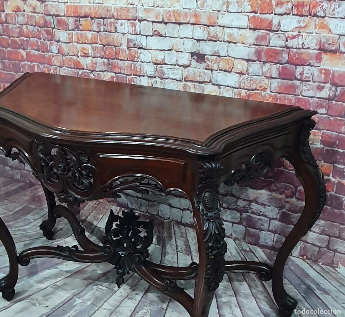 Antig&uuml;edades: Consola de madera estilo Isabelino - Foto 1