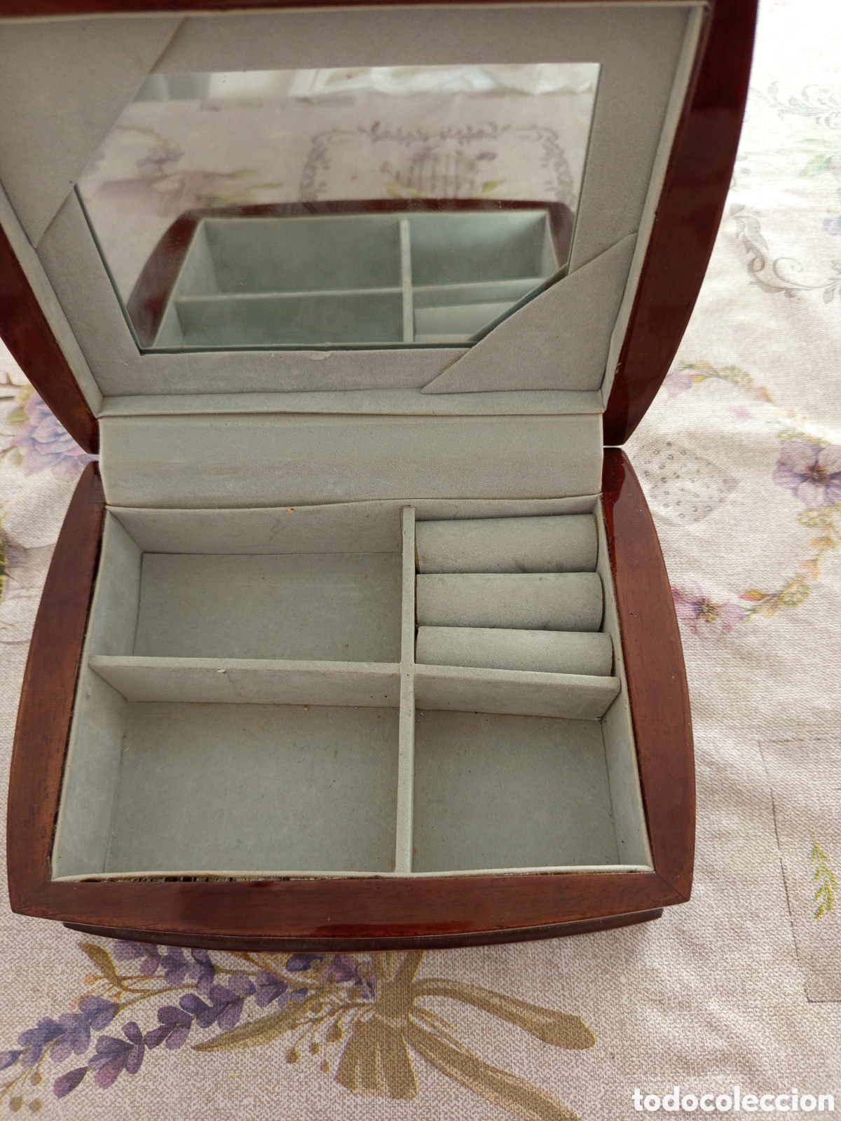 Antig&uuml;edades: Se vende caja de de plata - Foto 2