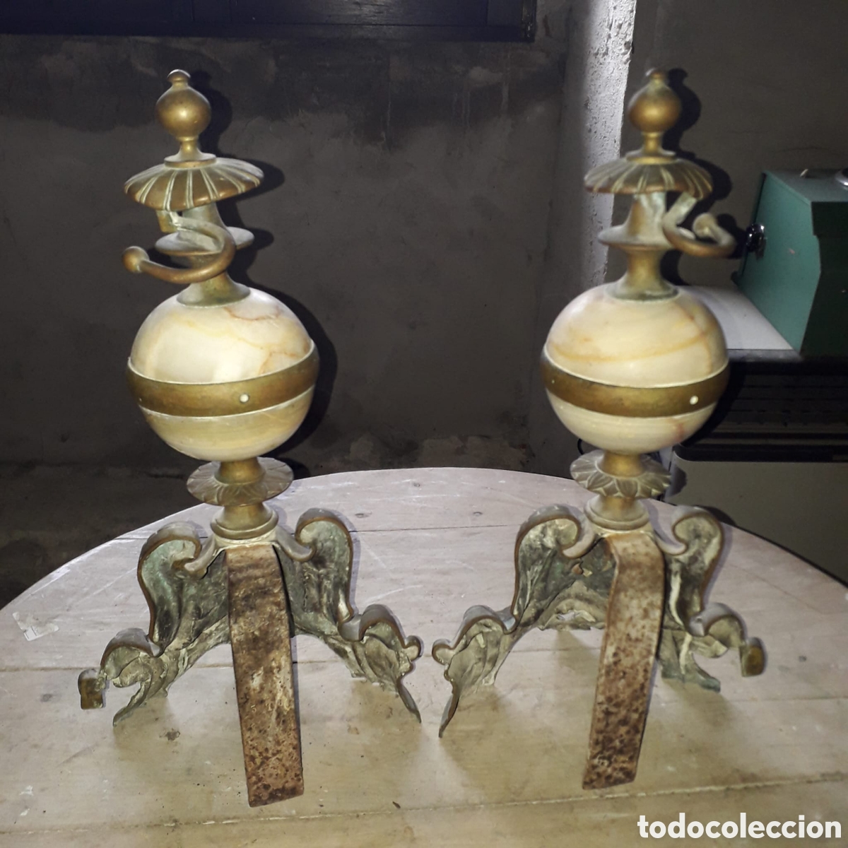 Antig&uuml;edades: Morrillos de chimenea de lat&oacute;n y alabastro - Foto 8