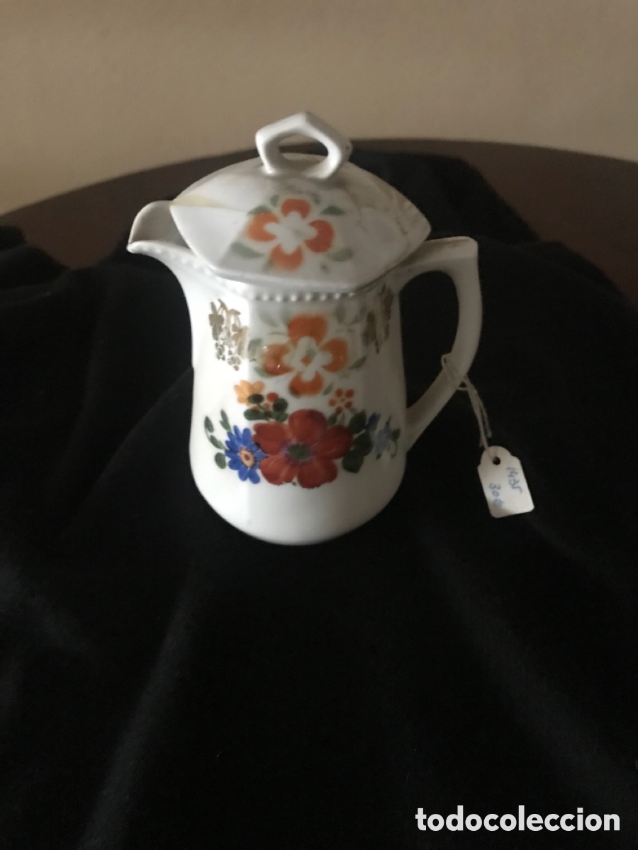 Antig&uuml;edades: Jarrita de porcelana - Foto 1