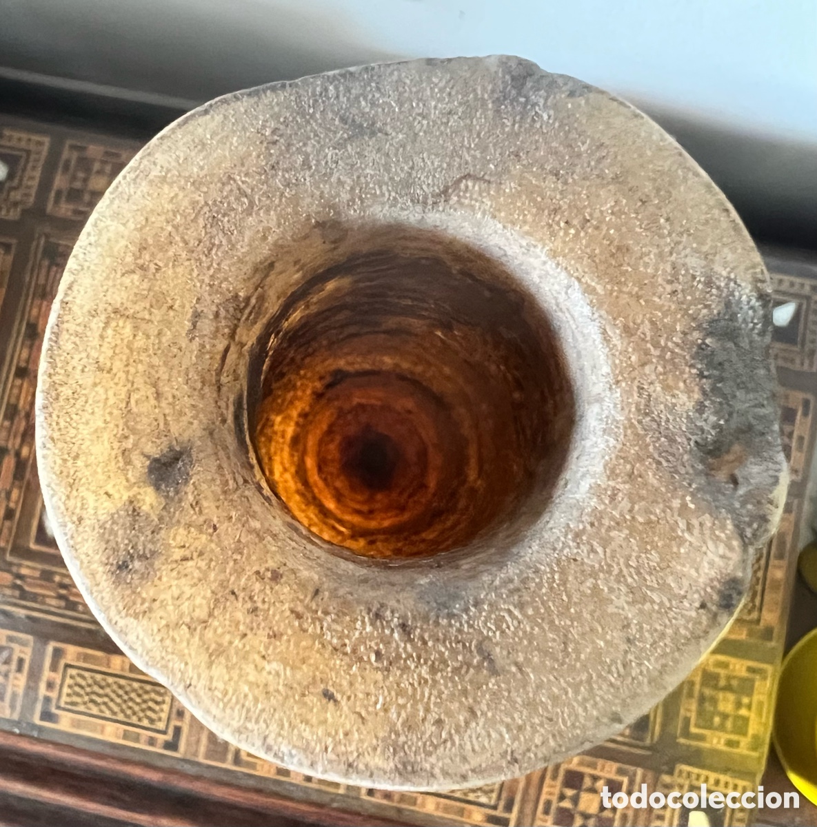 Antig&uuml;edades: Vaso de libaciones tebano - Foto 20