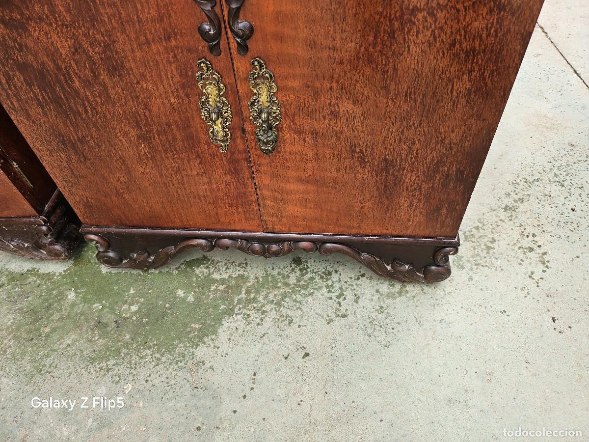 Antig&uuml;edades: mesilla de noche con ceramica - Foto 5
