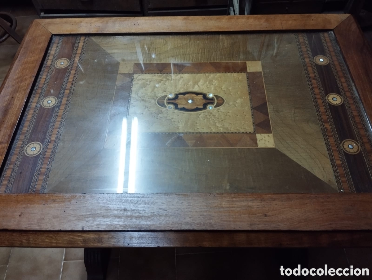Antig&uuml;edades: Antigua mesa auxiliar - Foto 2