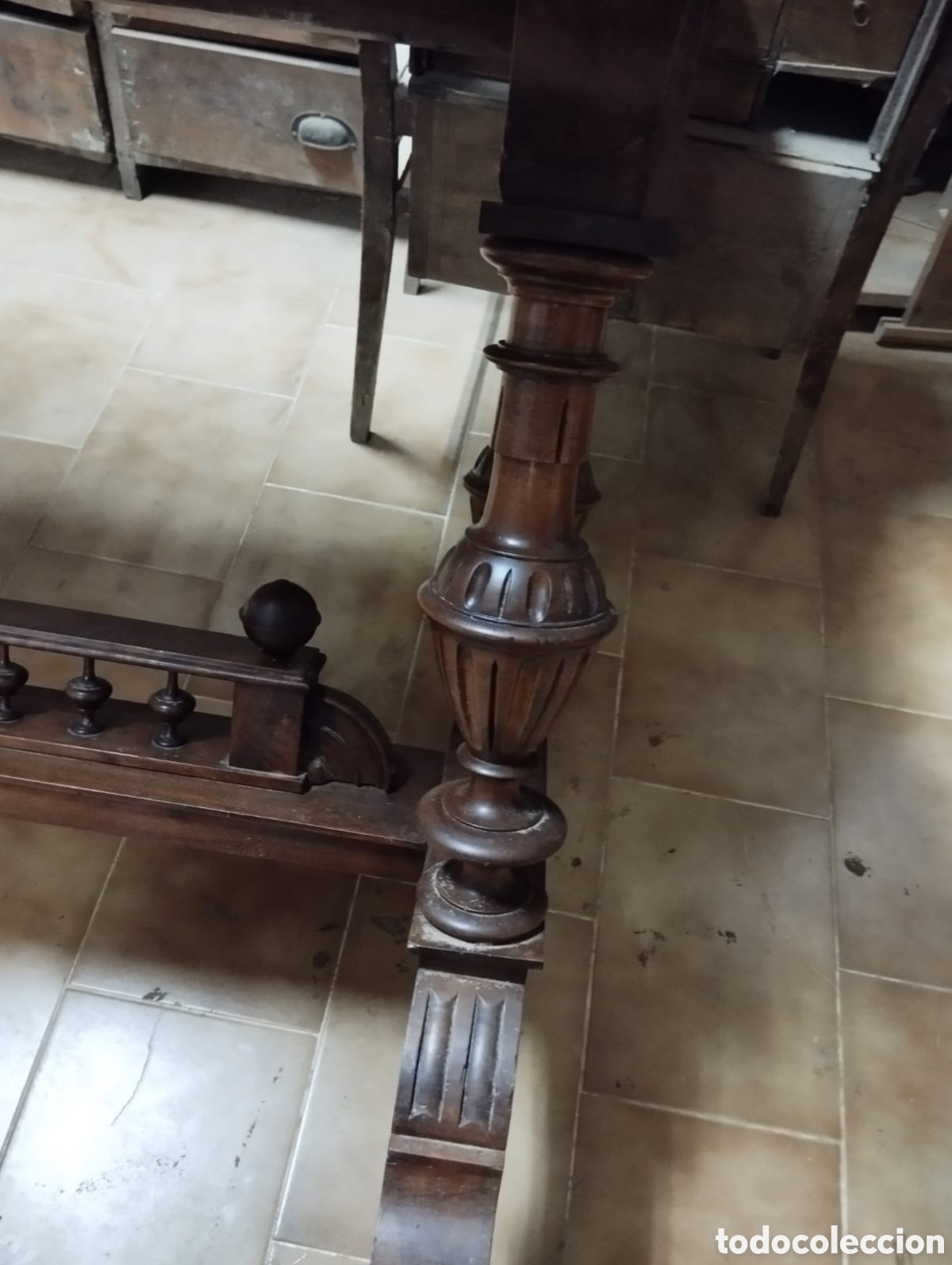 Antig&uuml;edades: Antigua mesa auxiliar - Foto 4