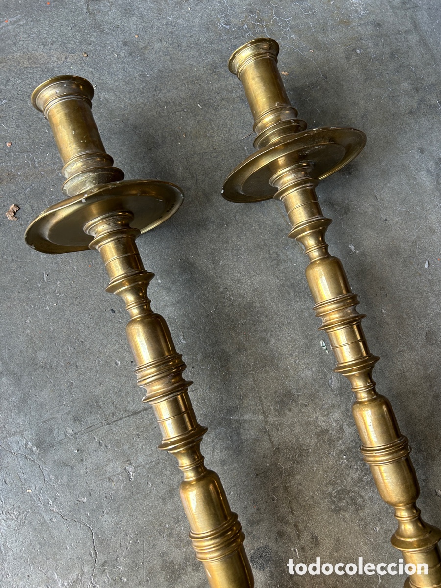 Antig&uuml;edades: Pareja de Candelabros metal bronce - Foto 4
