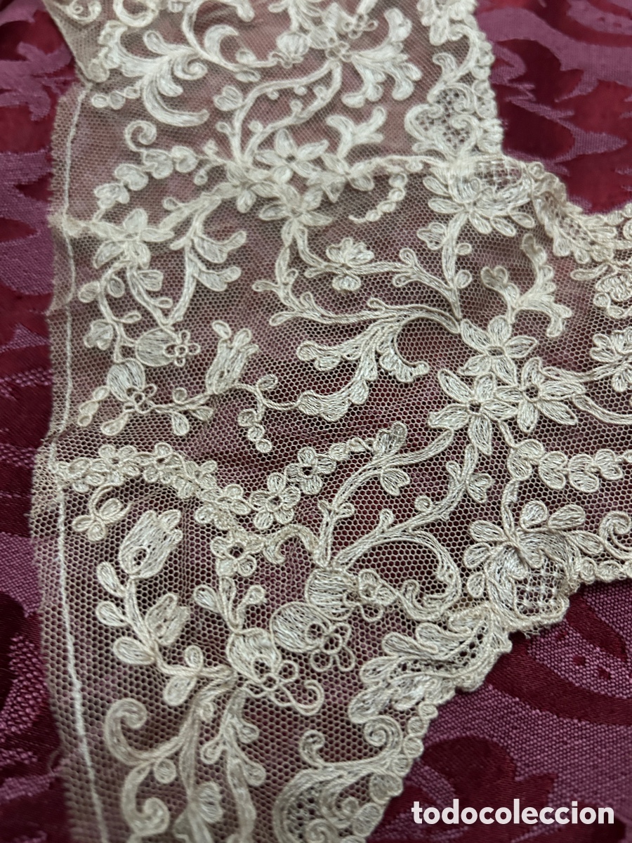 Antig&uuml;edades: Cuello encaje bordado - Foto 3