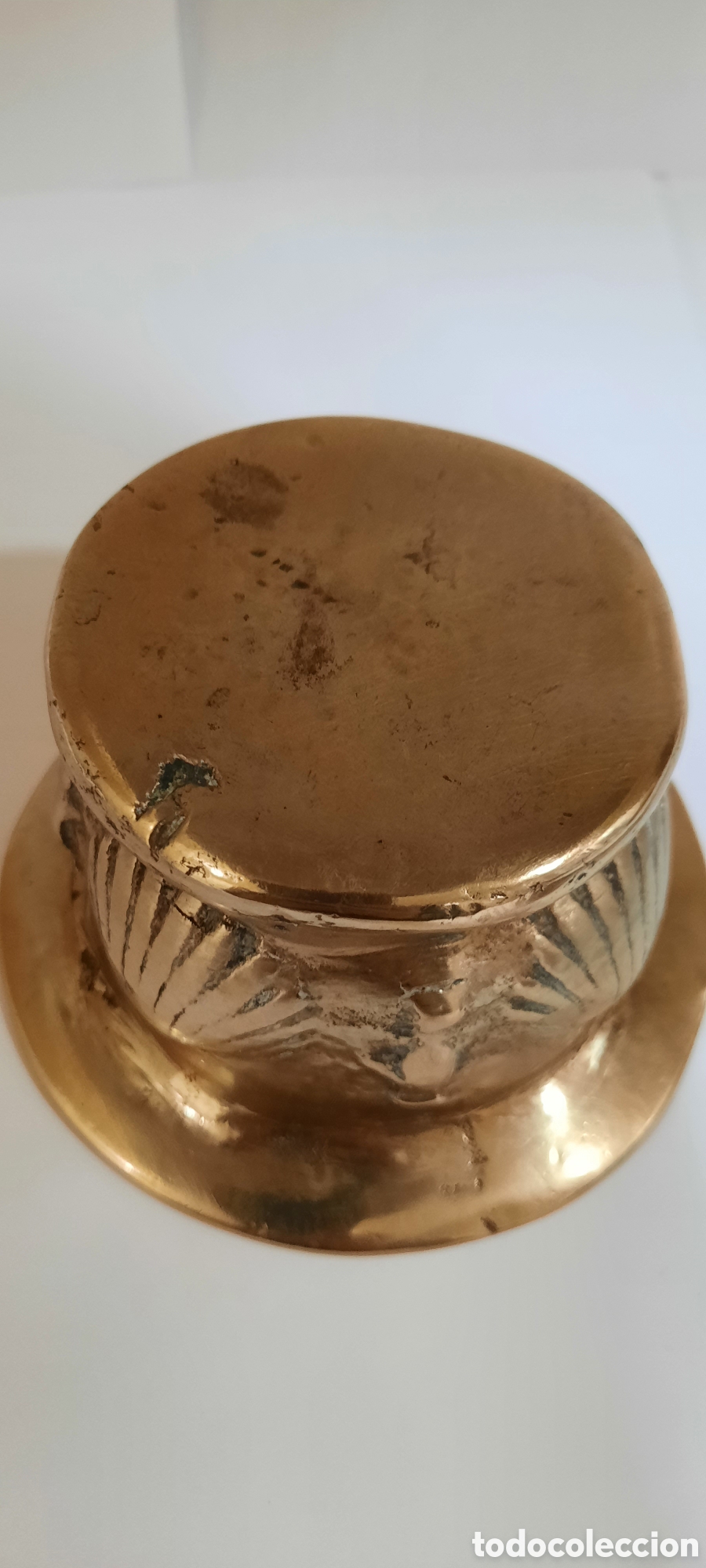 Antig&uuml;edades: Almirez o mortero bronce s.XVIII Conchas y columnas - Foto 8