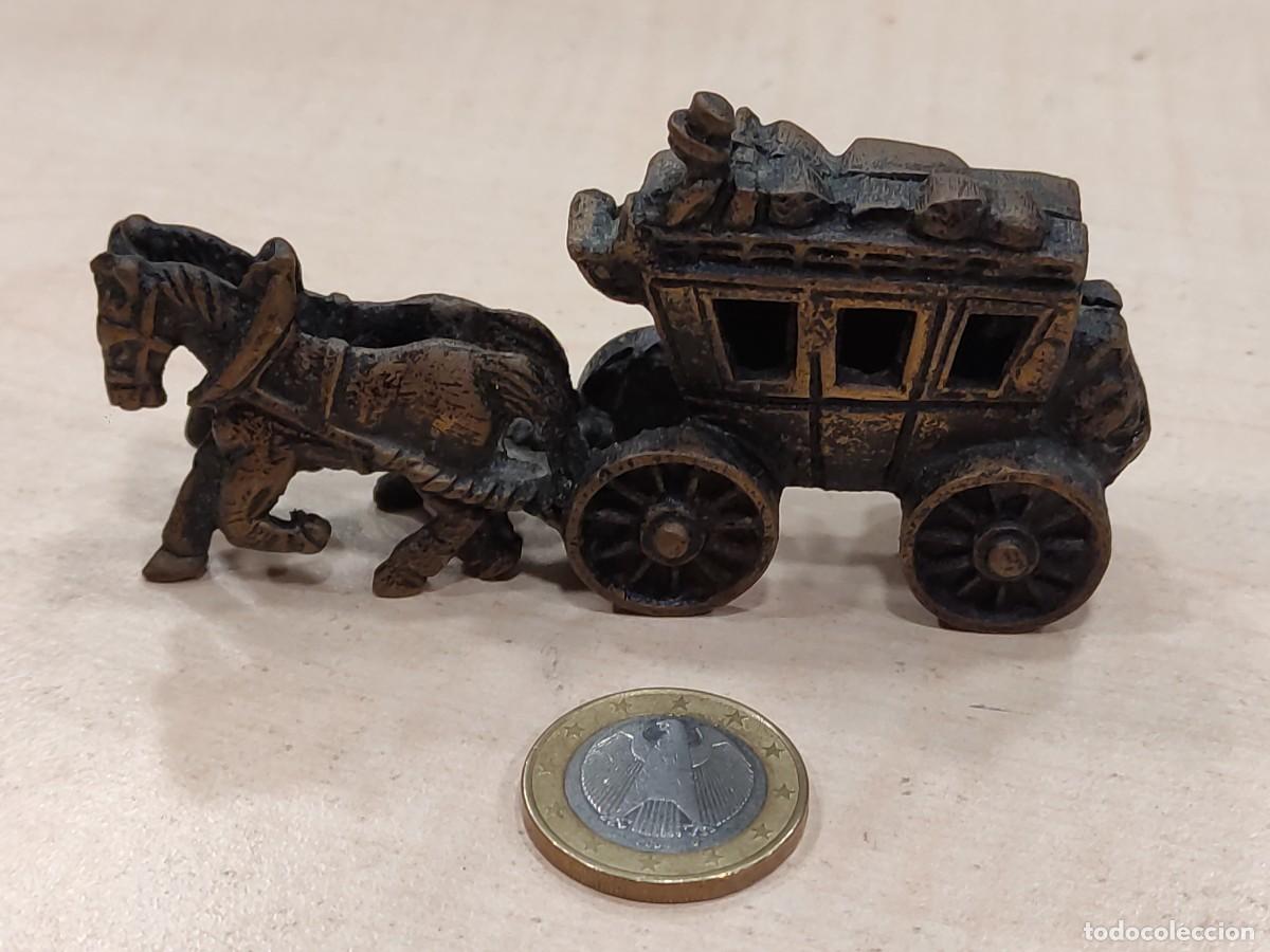 Antig&uuml;edades: Carruaje bronce o cobre - Foto 1