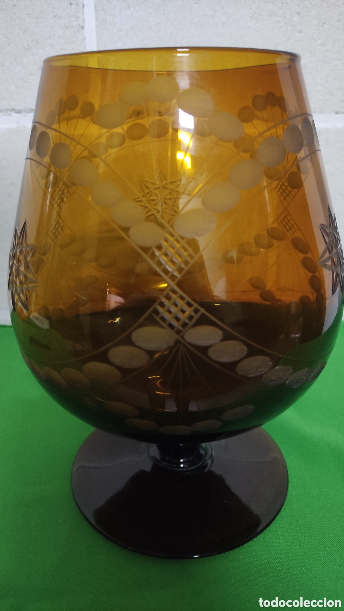 Antig&uuml;edades: Copa gigante tallada, brandy - Foto 7