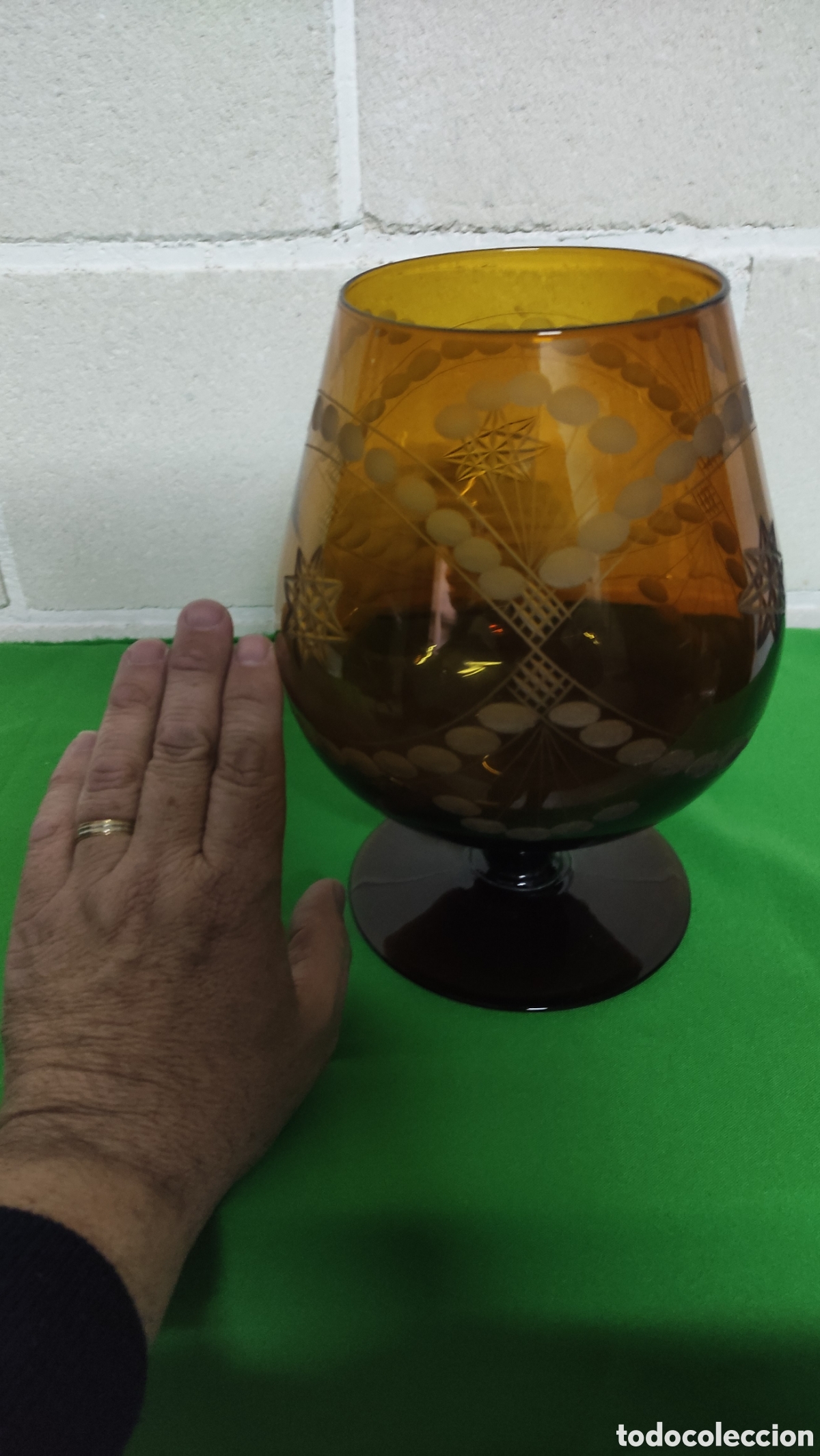 Antig&uuml;edades: Copa gigante tallada, brandy - Foto 3