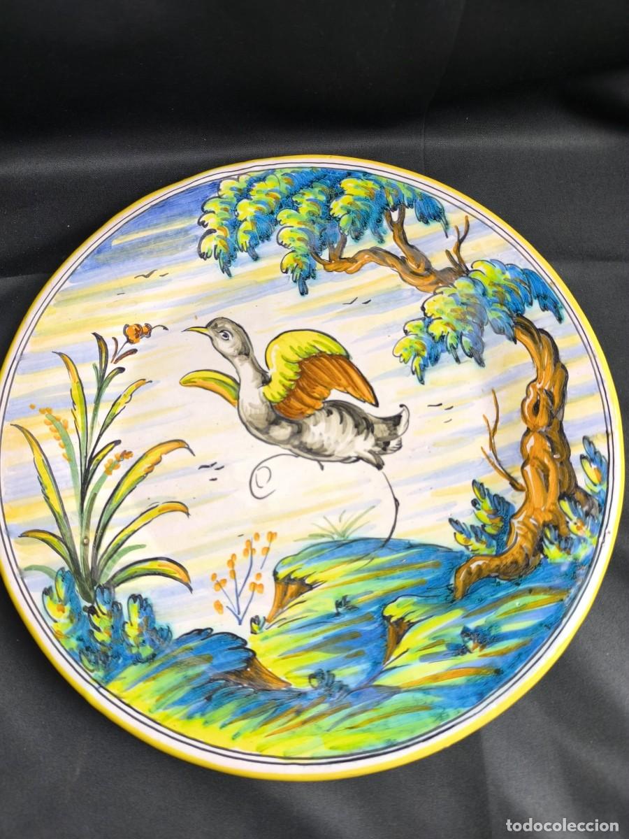 Antig&uuml;edades: plato de cer&aacute;mica talavera - Foto 1