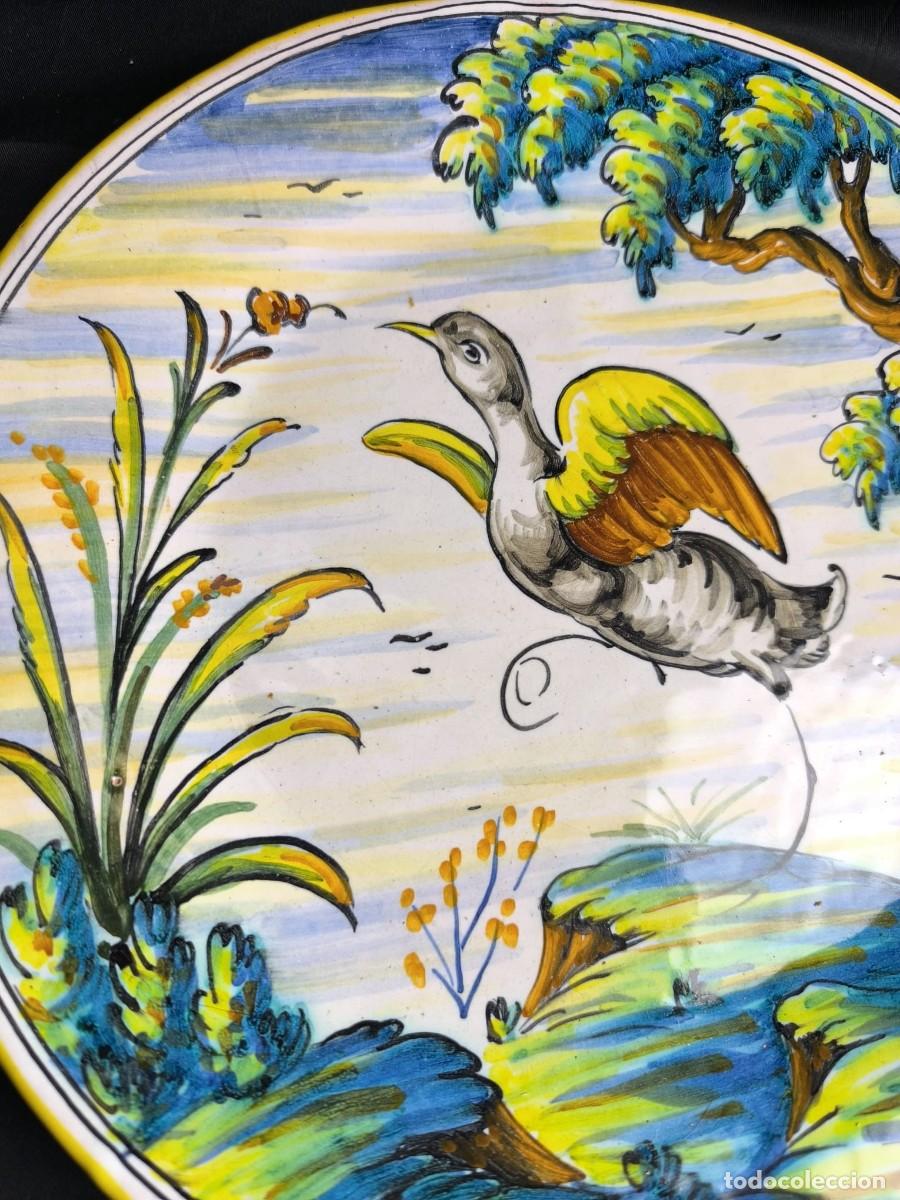 Antig&uuml;edades: plato de cer&aacute;mica talavera - Foto 3
