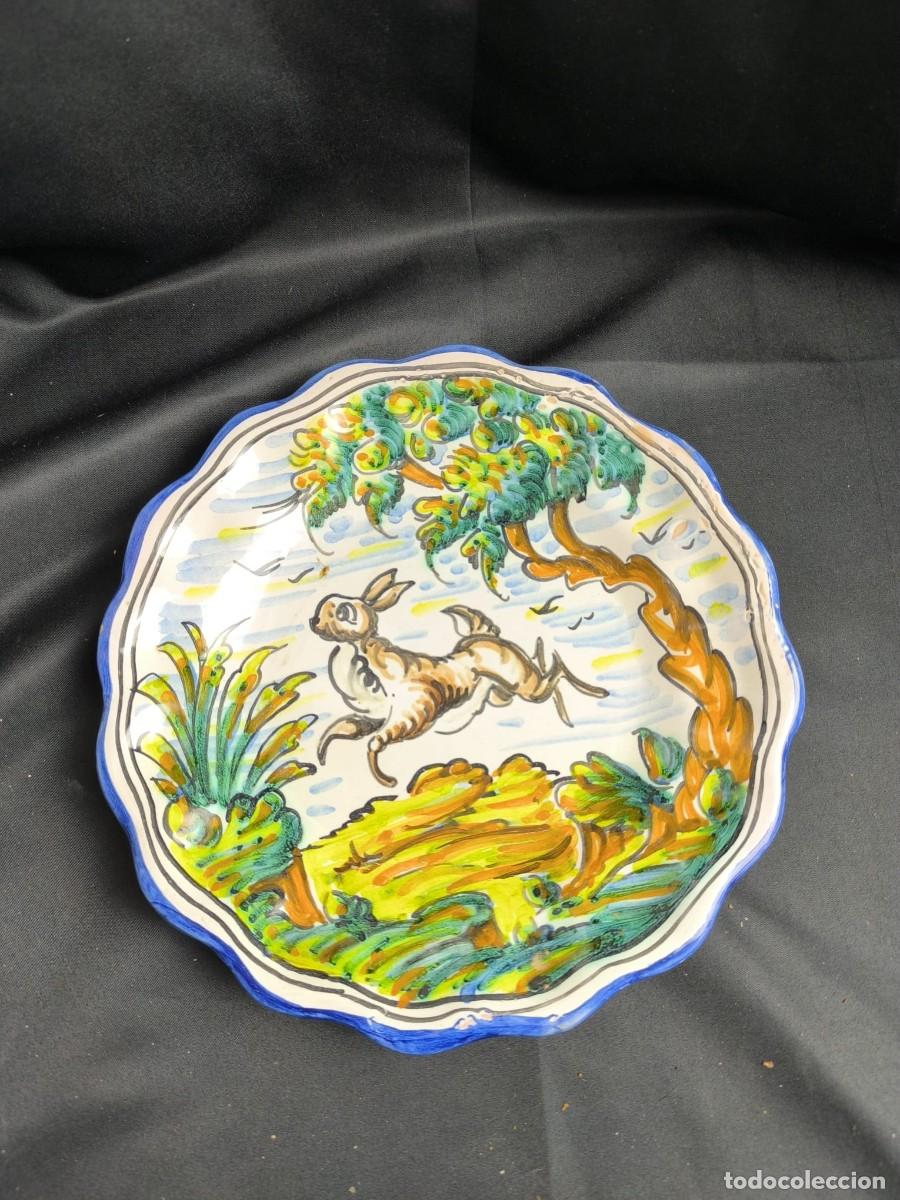 Antig&uuml;edades: plato de cer&aacute;mica de talavera - Foto 6