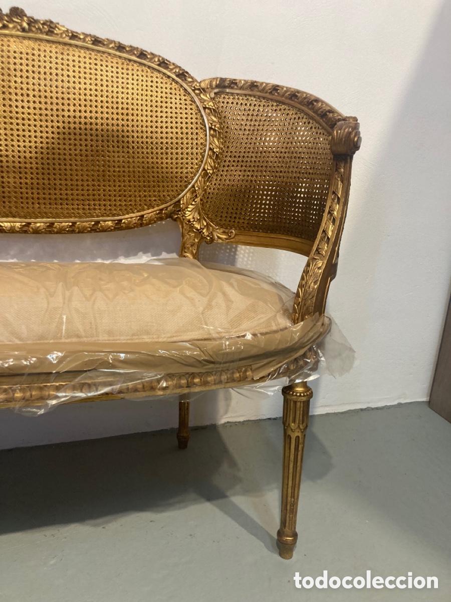 Antig&uuml;edades: Antiguo sof&aacute; dorado tapizado - Foto 3