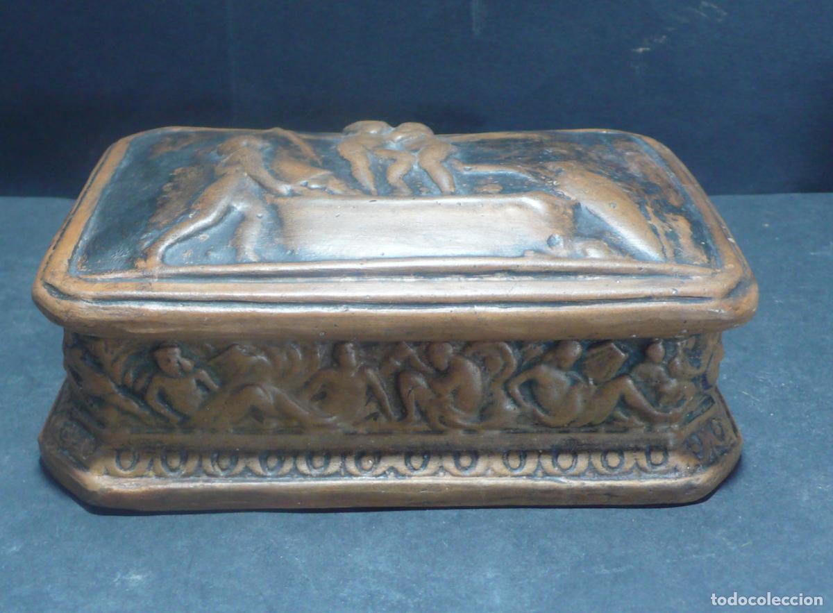 Antig&uuml;edades: PEQUE&Ntilde;A CAJA DE CERAMICA - Foto 2
