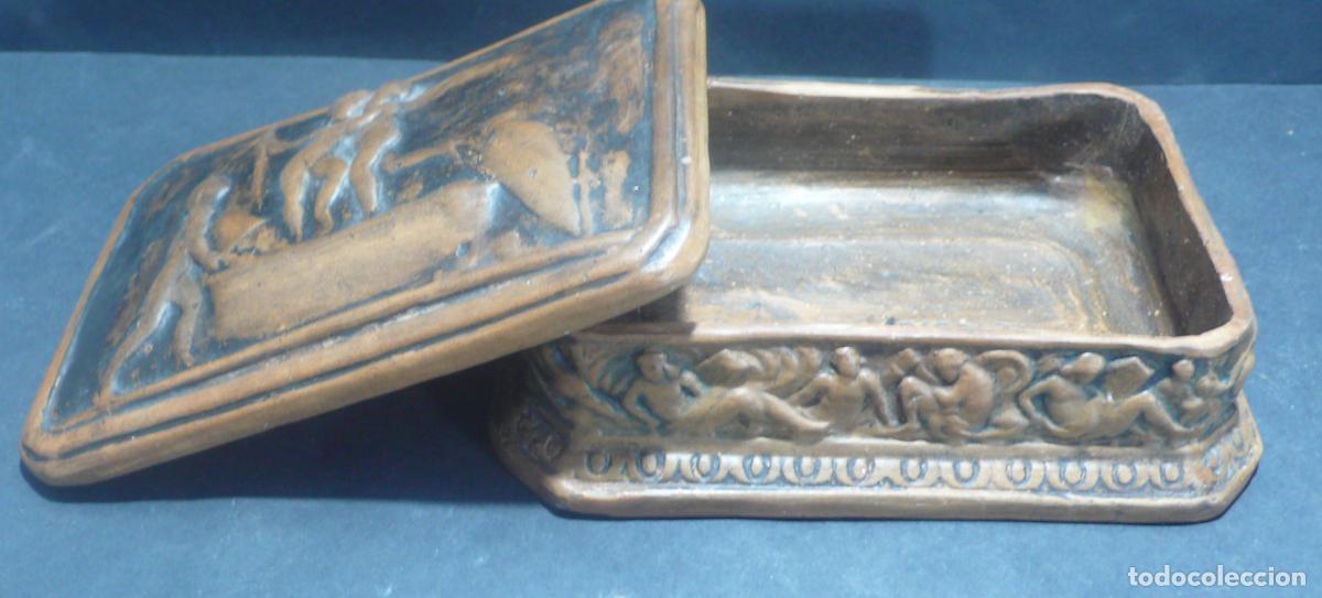 Antig&uuml;edades: PEQUE&Ntilde;A CAJA DE CERAMICA - Foto 3